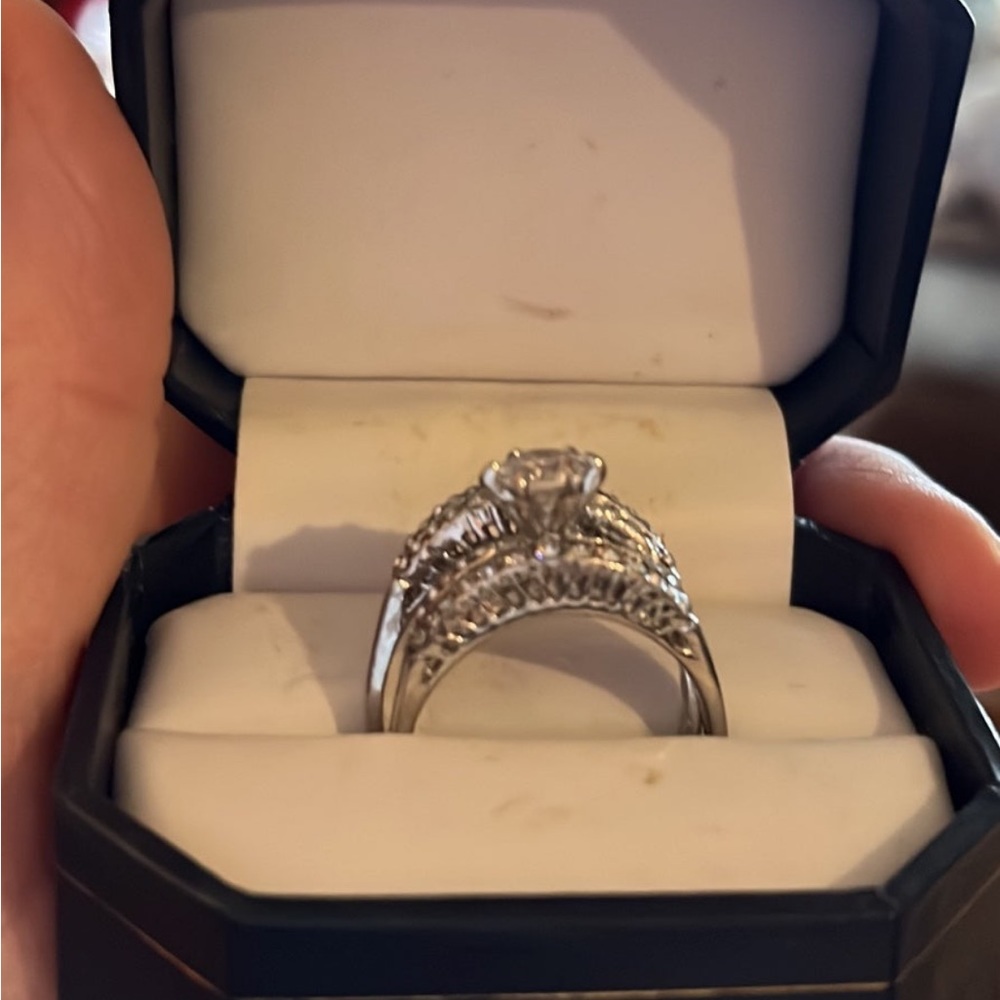 Wedding Ring Set - image 3